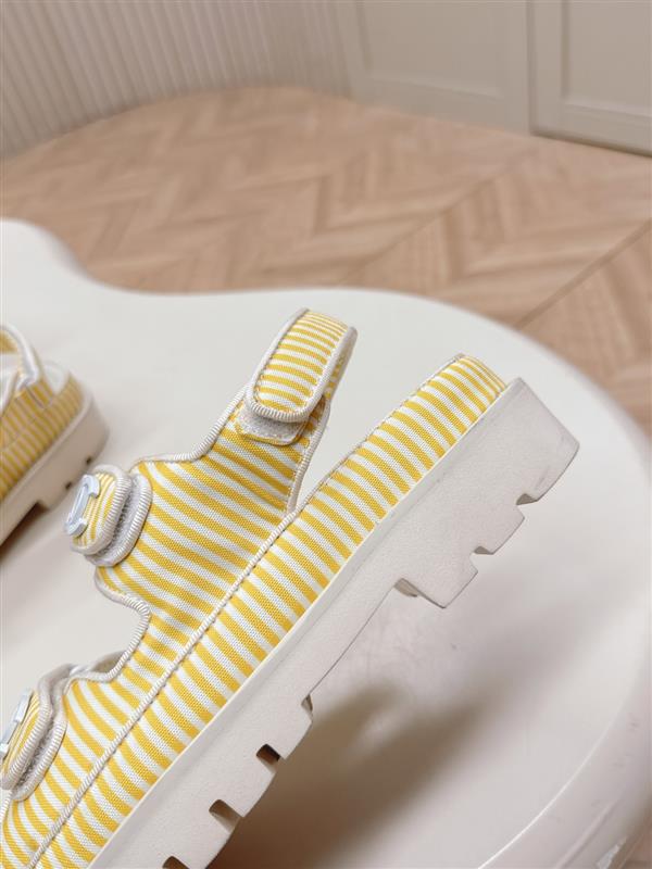 20251128184437491 280